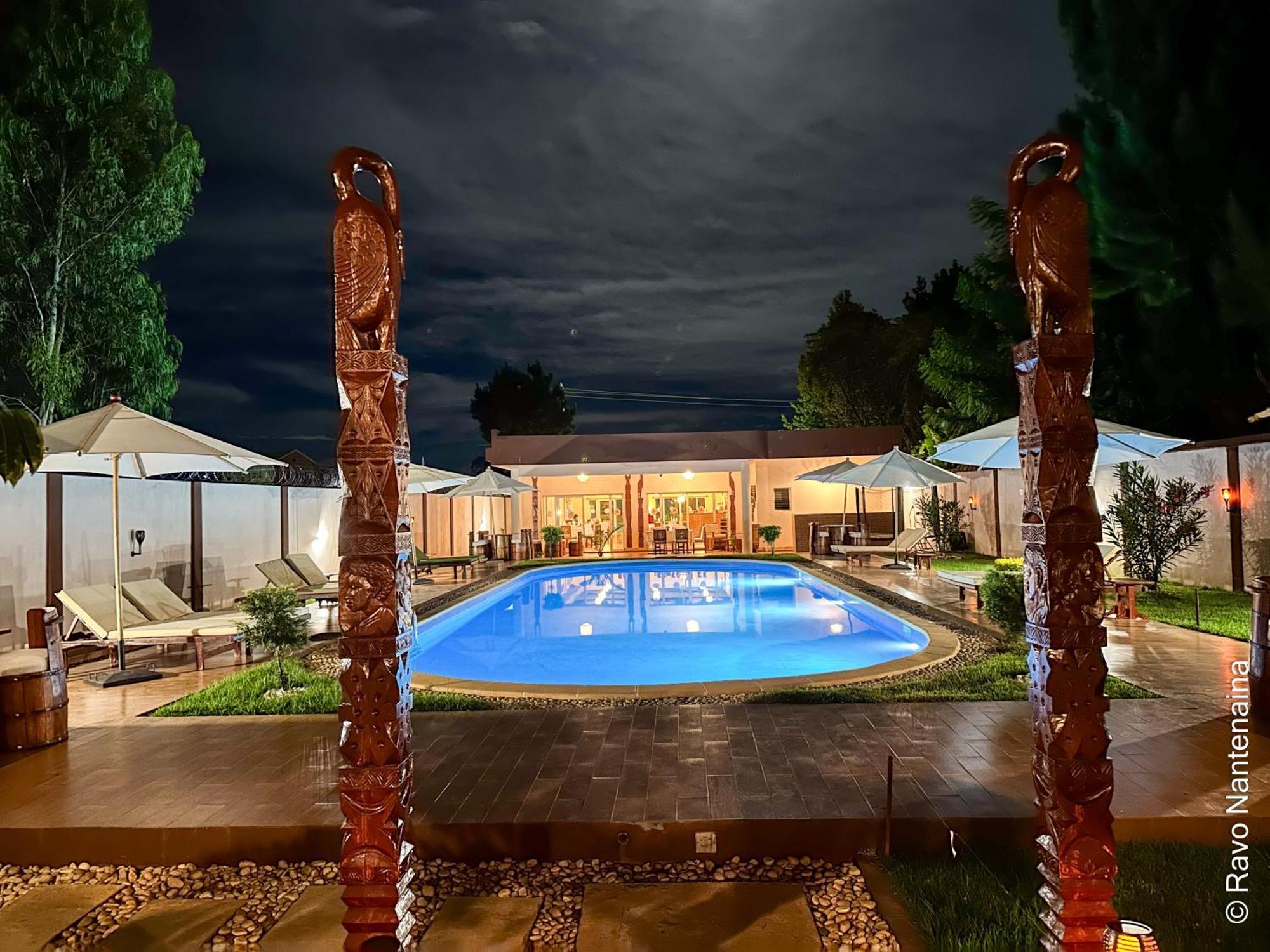 Bira Hotel Antsirabe Extérieur photo