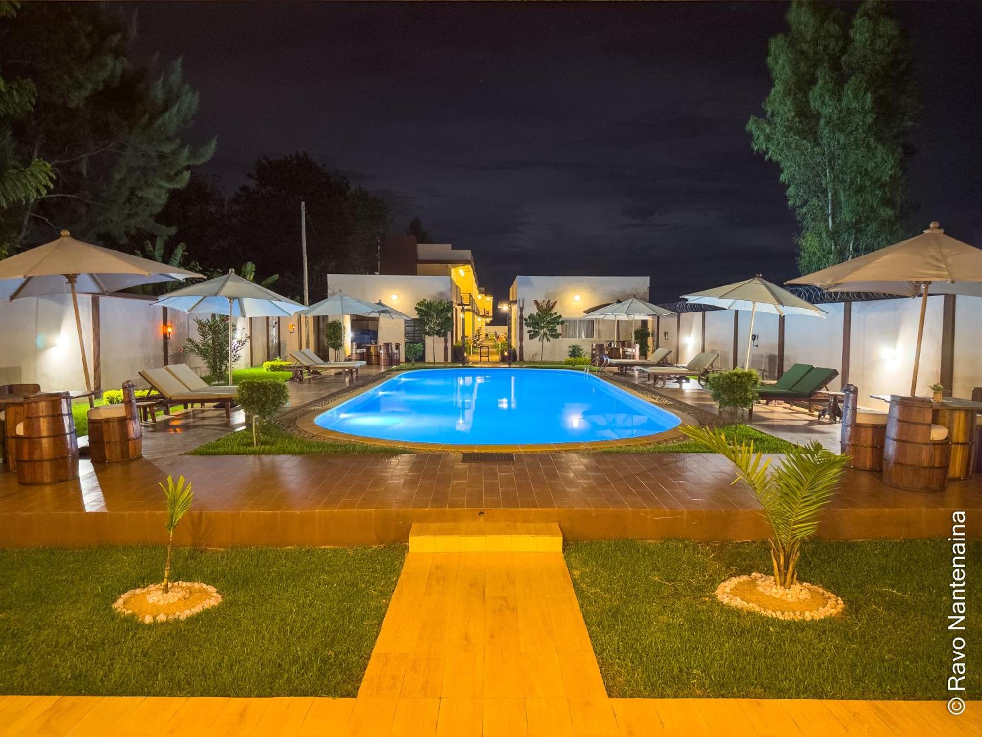 Bira Hotel Antsirabe Extérieur photo