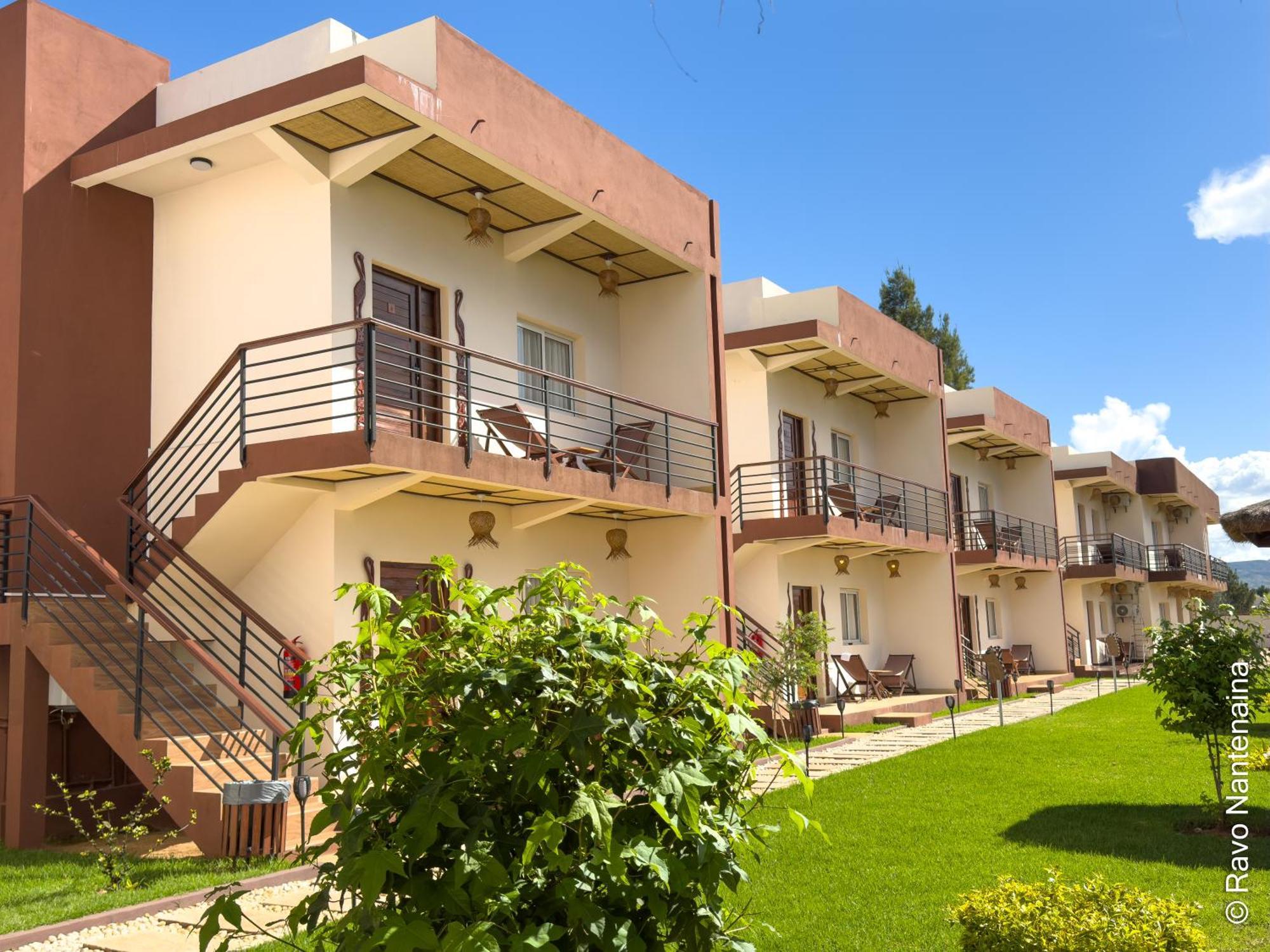 Bira Hotel Antsirabe Extérieur photo